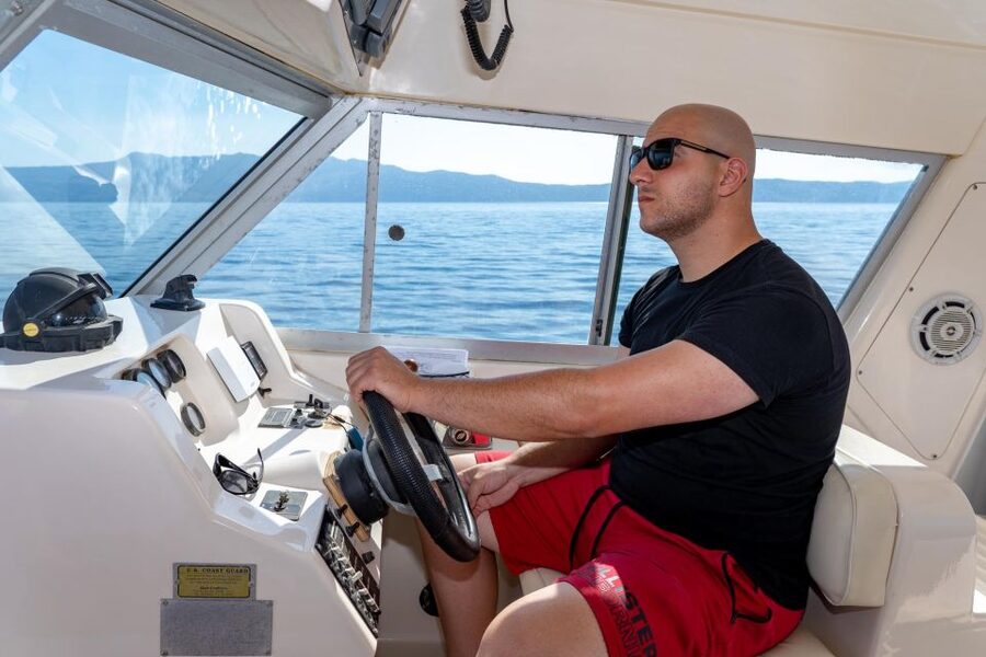 From Kissamos Port: Private Boat Cruise to Balos & Gramvousa - Seeing the Venetian fortress at Gramvousa