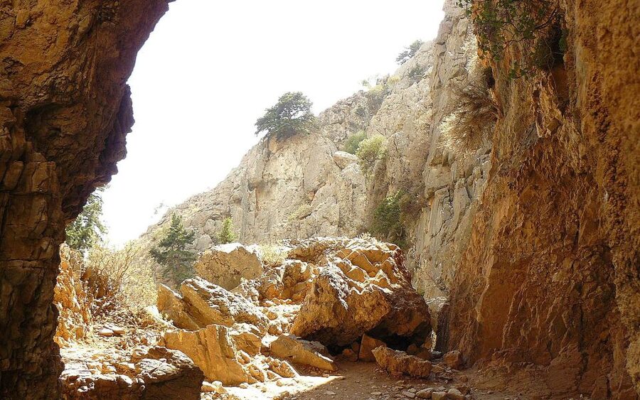 From Rethymno/Chania: Imbros Gorge Hike - The Gorge’s Narrow Passages and Old Route