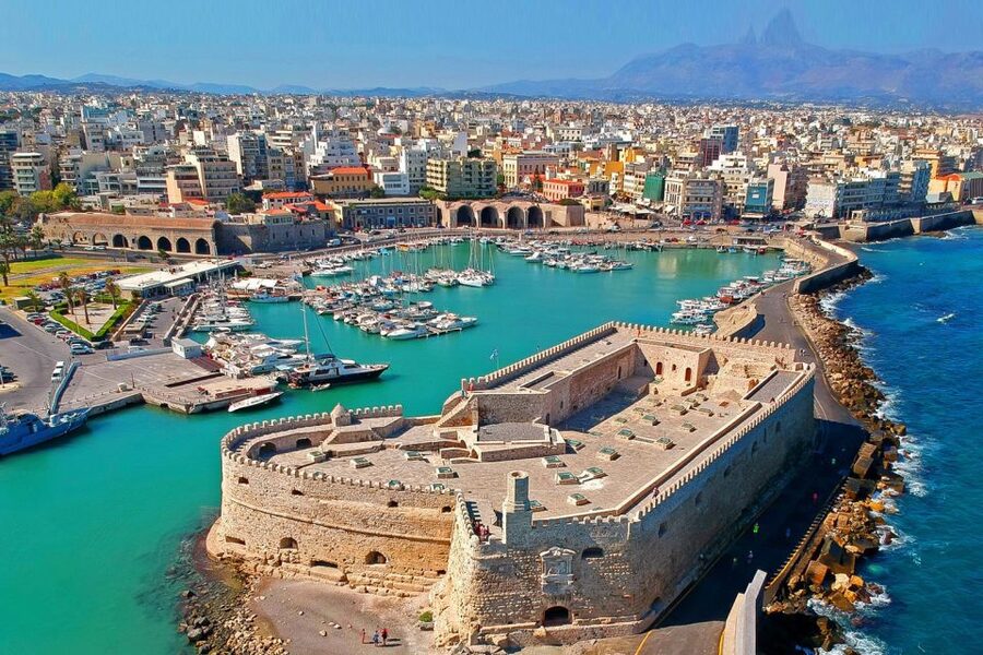 From Rethymno: Knossos Palace and Heraklion Guided Tour - The morning ride to Knossos