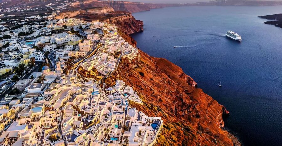 From Rethymno Port: Day Tour to Santorini - Arriving at Thiras Port and joining the coach