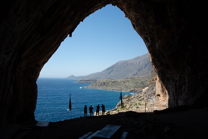 Full-Day Hiking and Running Adventure in South Crete - Reaching Kofina Peak by 4x4