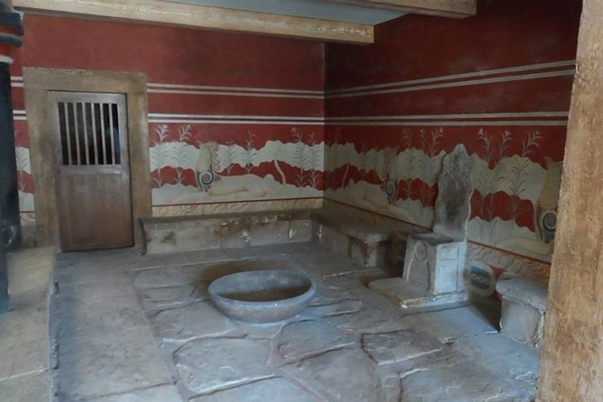 Full-Day Knossos and Heraklion Tour from Chania and Rethymno - Should you book the Knossos and Heraklion day trip?
