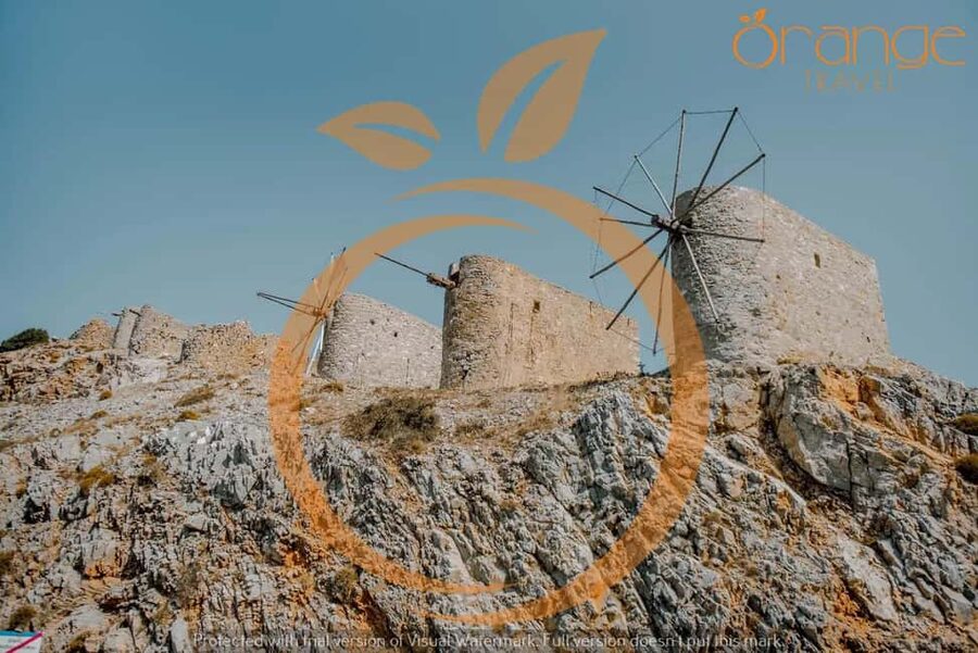 Full-Day Tour:Lasithi Plateau -Mythology Park&Knossos Palace - Lassithi Plateau, windmills, and mountain views