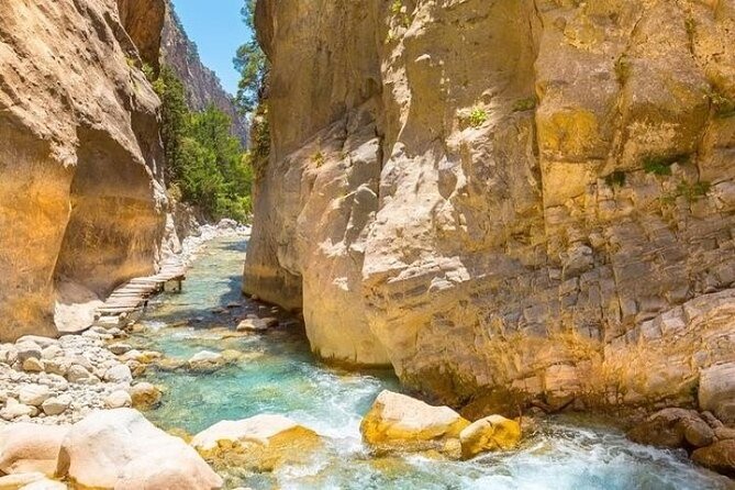 Full Day Tour Samaria Gorge From Rethymno - The gorge’s changing scenery