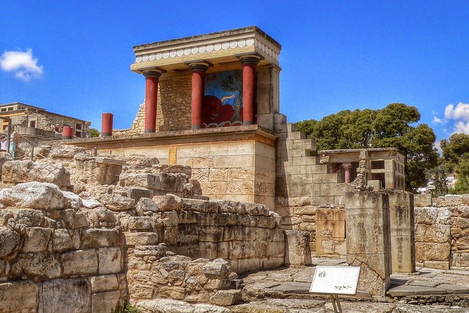 Half Day Private Tour to Knossos Palace (Skip the line) & Panoramic City Tour - Why Knossos deserves your limited Crete time