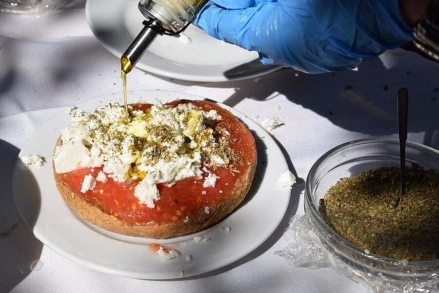 Heraklion: Cretan Cooking Lesson with Lunch in Arolithos - What you actually prepare in the kitchen