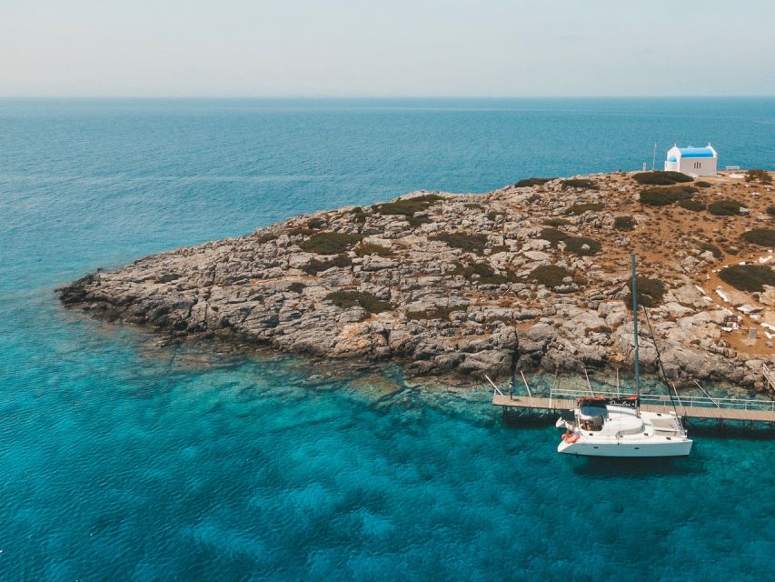 Heraklion: Dia Island Catamaran Cruise with Dinner and Wine - Should you book the Dia Island catamaran cruise?