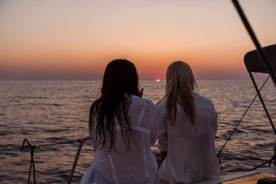 Heraklion: Dia Island Sailing Cruise with Snorkeling - Snorkeling in clear water, with realistic expectations