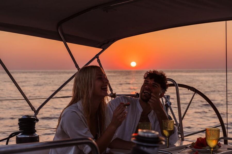 Heraklion: Dia Island Sailing Cruise with Snorkeling - Choosing between the half-day and full-day cruise