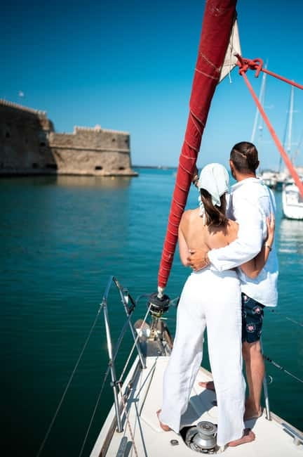Heraklion: Dia Island Sunset Boat Tour with Dinner - The sunset is the payoff