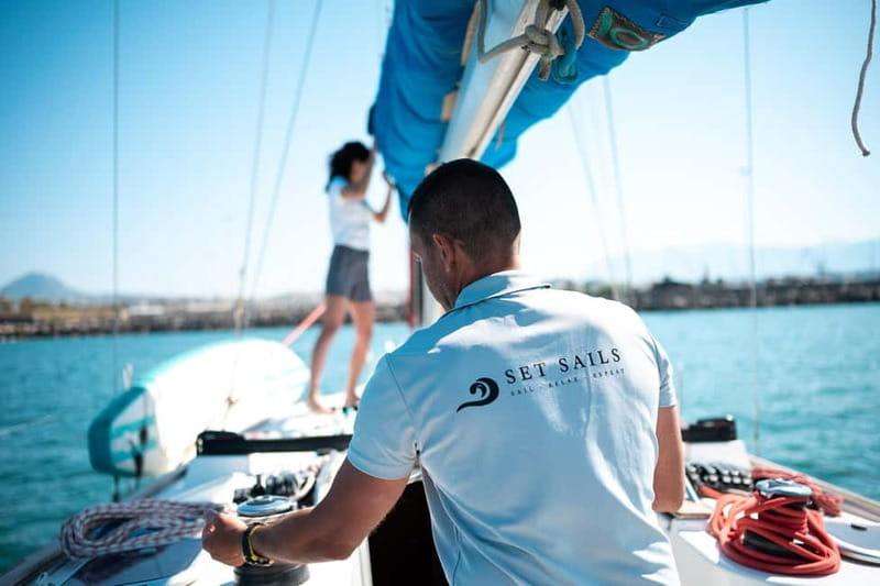 Heraklion: Dia Island Sunset Boat Tour with Dinner - Dinner on board with Greek flavors