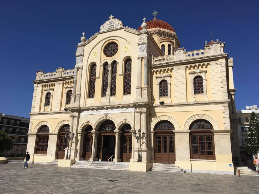 Heraklion: Guided Tour of the City and Knossos Palace Ticket - Morosini Fountain and the central squares