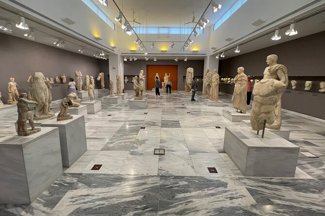 Heraklion Highlights: Knossos, Museum & Historic City Drive - Who should book this private Crete day?