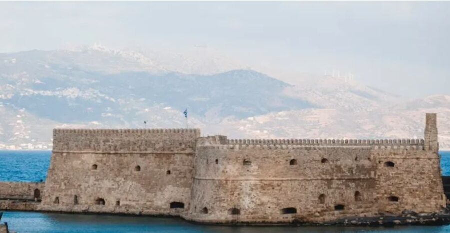 Heraklion: Hop-on Hop-off Open Top Bus Sightseeing Tour - Old Port Square and the Cruise Terminal