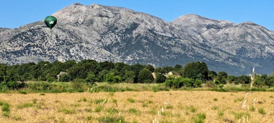 Heraklion: Knossos Palace, Zeus Cave & Oil Mill Private Tour - Key points at a glance