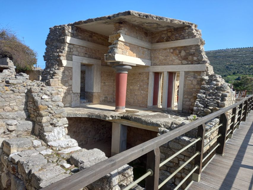 Heraklion: Knossos Palace, Zeus Cave & Oil Mill Private Tour - Lasithi Plateau, villages, and old windmills