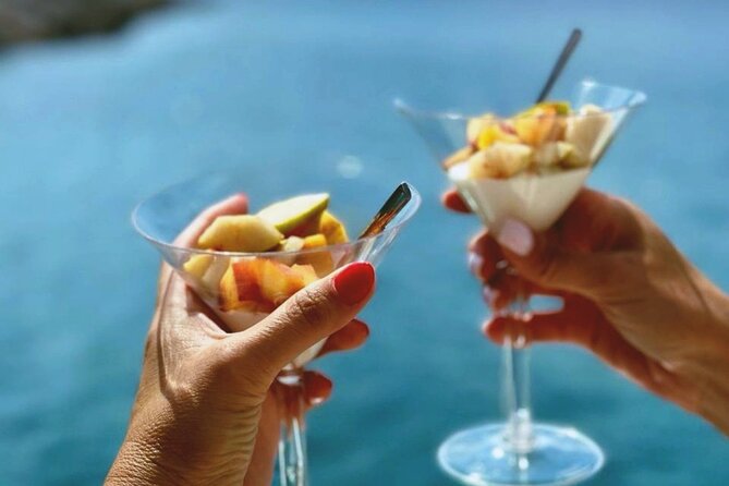 Heraklion: Private Catamaran Cruise to Dia with Meal & Drinks - Key points to know before booking