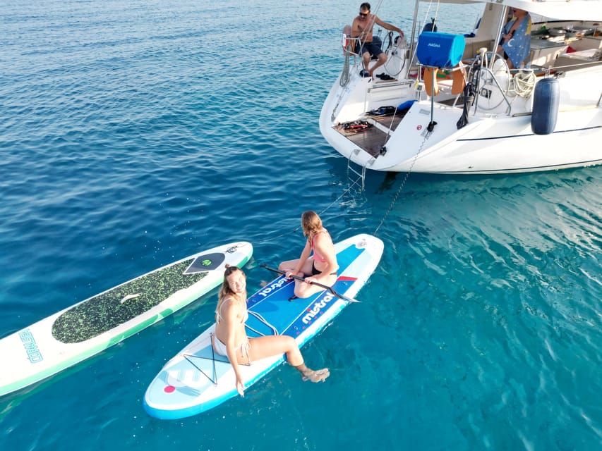 Heraklion: Sailing Cruise to Dia Island with Drinks and Meal - What the crossing feels like in changing weather