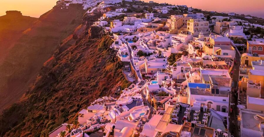Heraklion: Santorini Day Trip with Boat Transfer & Oia Visit - Fira: more freedom and a different mood