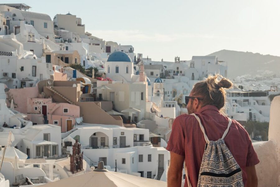 Heraklion: Santorini Day Trip with Boat Transfer & Oia Visit - Who should book this day trip