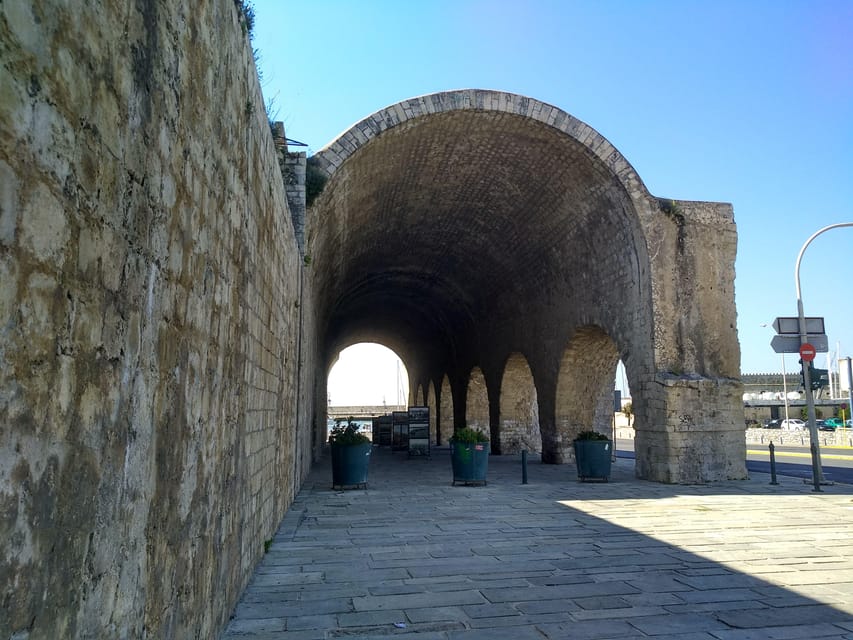 Heraklion: Sightseeing Tour with Greek Meze - Key points at a glance
