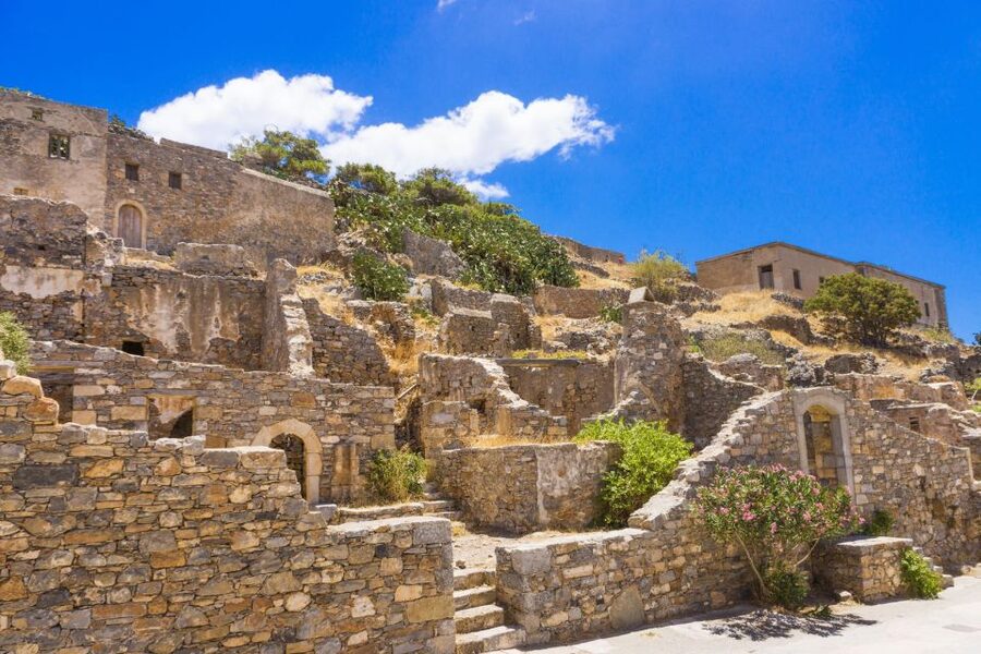 Heraklion: Spinalonga, Agios Nikolaos, Elounda & Plaka Tour - A long Crete day with three different moods