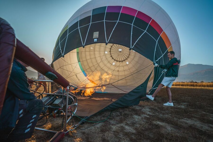 Heraklion: Sunrise Balloon Flight & Sunset Catamaran Cruise - Two very different ways to see Crete