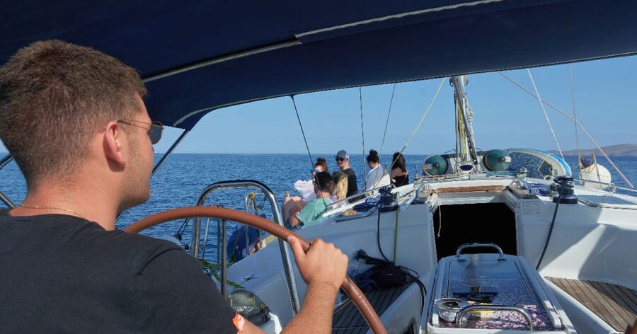 Heraklion: Sunset Sailing Cruise Dia Island with Snorkeling - What you eat and drink onboard