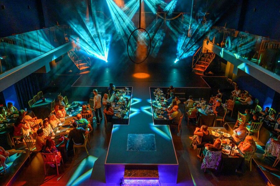 Hersonissos: Troy Dinner-Show Theatre Experience Tickets - A modern Troy story, not a museum lecture