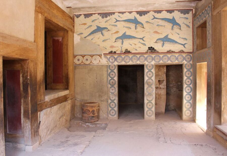 Ierapetra: Knossos Palace and Heraklion Guided City Tour - Practical ways to make the day better