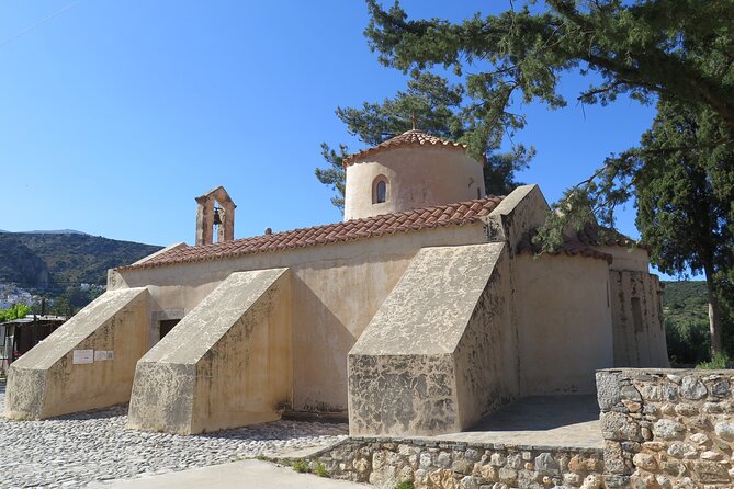 Individual travel accompaniment East Crete - Transport, fitness, and practical planning
