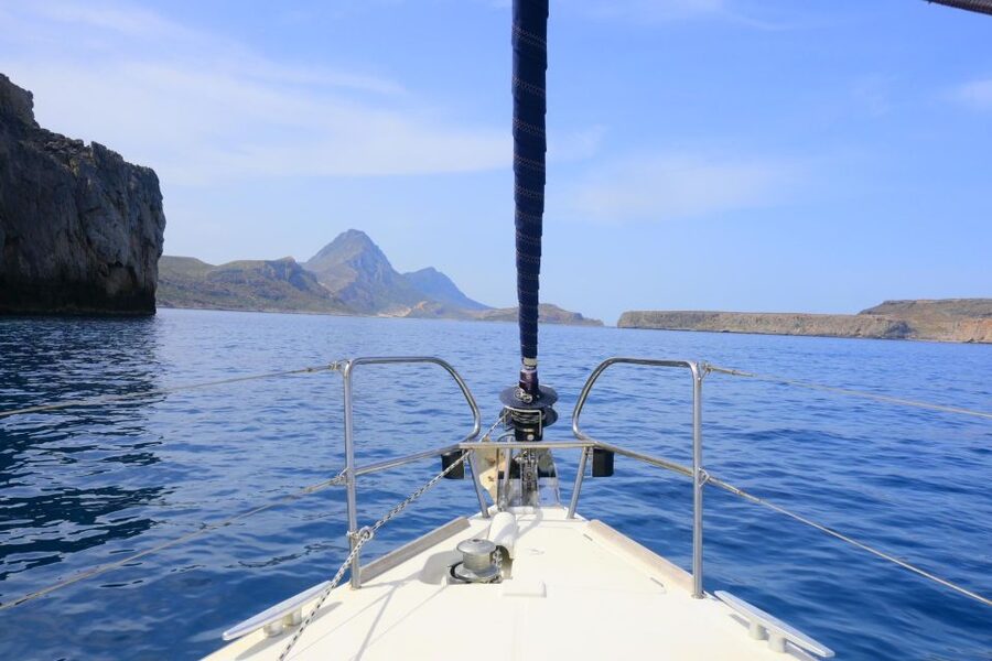 Kissamos: Balos and Gramvousa Private Sailing Trip with Meal - Leaving Kissamos Port aboard Izabela