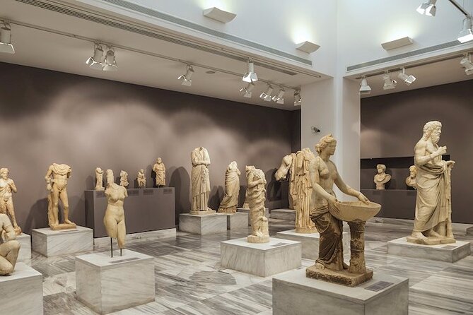 Knossos & Archaeological Museum Shared Guided Tour from Chania - Who should book this tour
