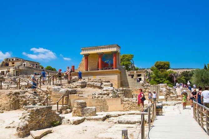 Knossos from Chania - Group size, timing, and the real pace of the day