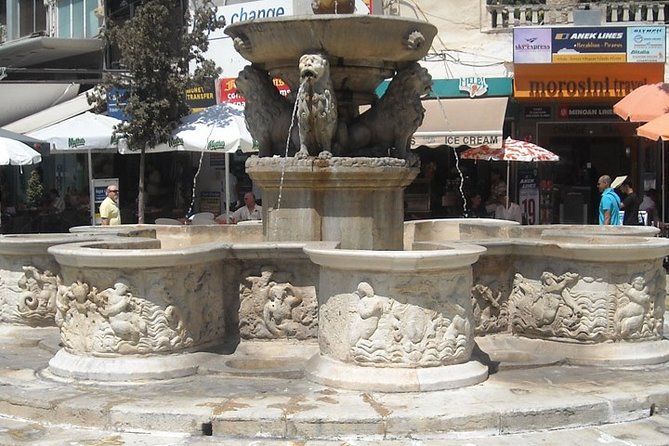 KNOSSOS & HERAKLION CRETE, day professional guided coach tour - Group Size, Languages, and Practical Comfort
