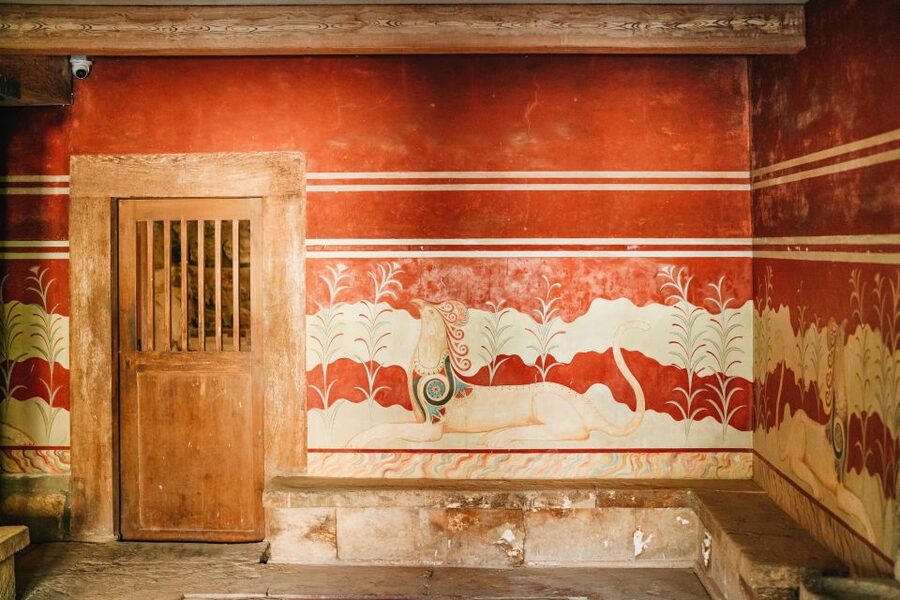 Knossos: Knossos Palace Skip-the-Line Guided Walking Tour - Adding the Heraklion Archaeological Museum