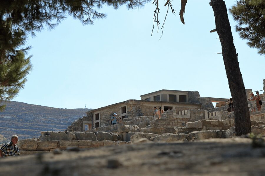 Knossos: Knossos Private Guided Tour - The Throne Room and the power of place