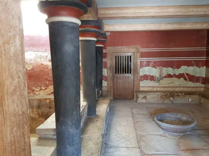 Knossos Palace and Pottery experience. Excursion Safari - What the $111 price really includes