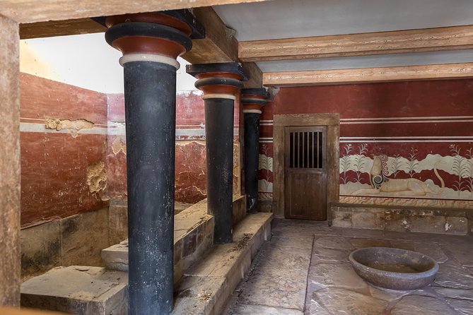 Knossos Palace Guided Walking Tour - Frescoes, myths, and the Minoan past