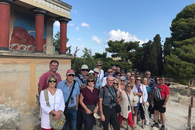 Knossos Palace Guided Walking Tour - Walking through the royal complex