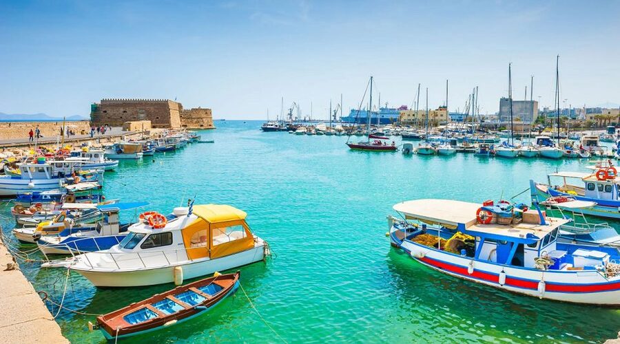 Knossos Palace & Heraklion City Tour From Heraklion - Choosing between the market, harbor, and museum