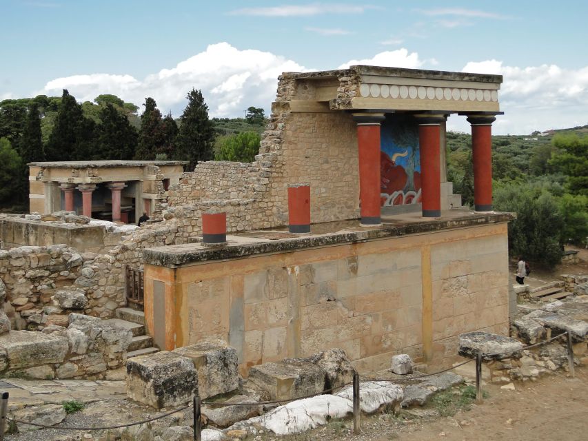 Knossos Palace & Heraklion Full-Day Tour from Chania Area - Should You Book the Knossos and Heraklion Tour?