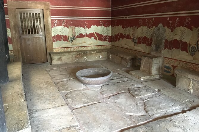 Knossos palace (Last minute booking - Skip The Line Ticket) - Who will get the most from this Knossos tour?