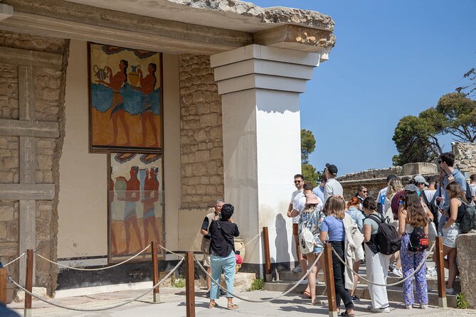Knossos Palace Self-Guided Treasure Hunt & Tour - Starting at the Knossos ticket office
