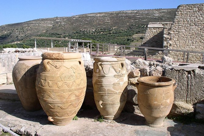 Knossos Private Full-Day Tour from Heraklion with Pick Up - The Archaeological Museum puts the palace pieces together