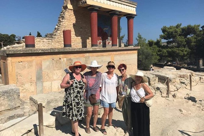 Knossos Private Guide - Unlock the Secrets of the Labyrinth - Color, paintings, and the look of Minoan Knossos