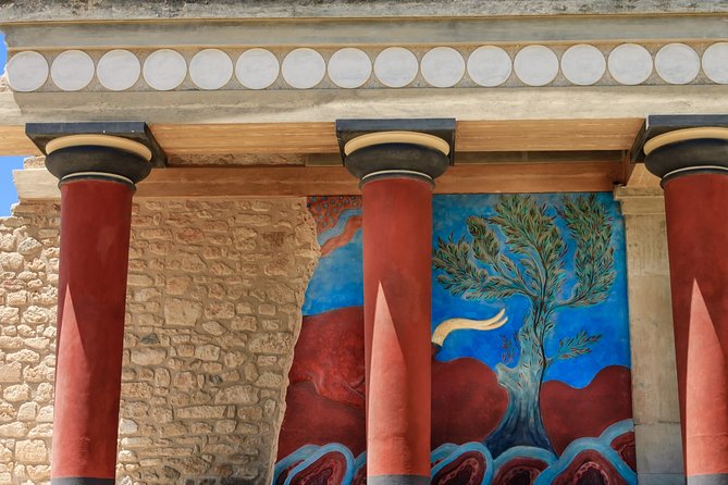 Knossos Wine & More - Four local wines at Domaine Paterianakis
