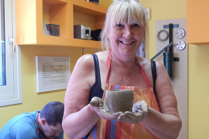 Koumoulia Ceramics / Ceramics courses - The wait after class is part of the craft