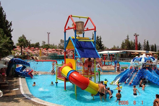 Limnoupolis Water Park All in - Lunch choices make the ticket easier to judge