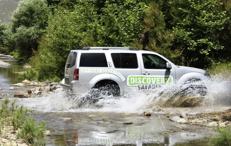 Luxury Jeep Safari to South Coast, Palm Beach and Canyons - Off-road travel through mountains and canyons